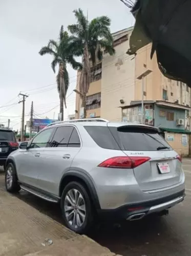 Mercedes-Benz GLE 350