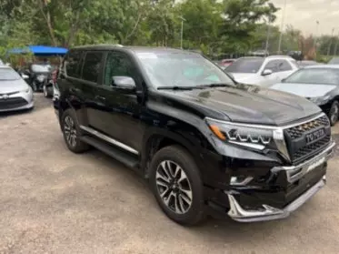 Toyota Landcruiser Prado