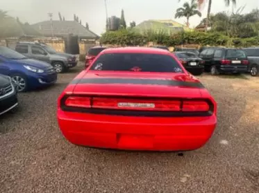 Dodge Challenger