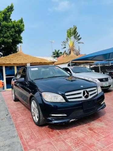 Mercedes-Benz C 300