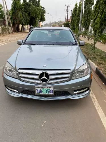 Mercedes-Benz C 300