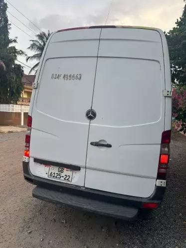 Mercedes-Benz Sprinter