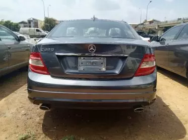 Mercedes-Benz C 300