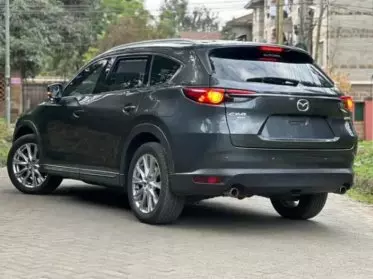 Mazda CX-8