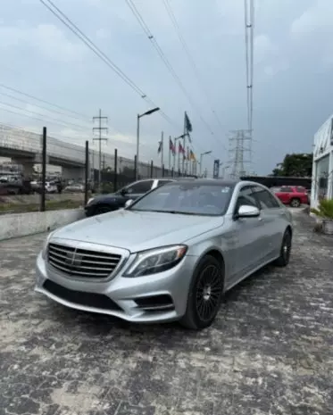 Mercedes-Benz S 550