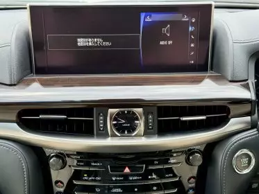 Lexus LX 570