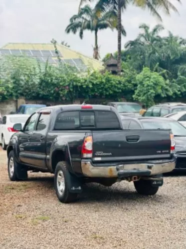 Toyota Tacoma
