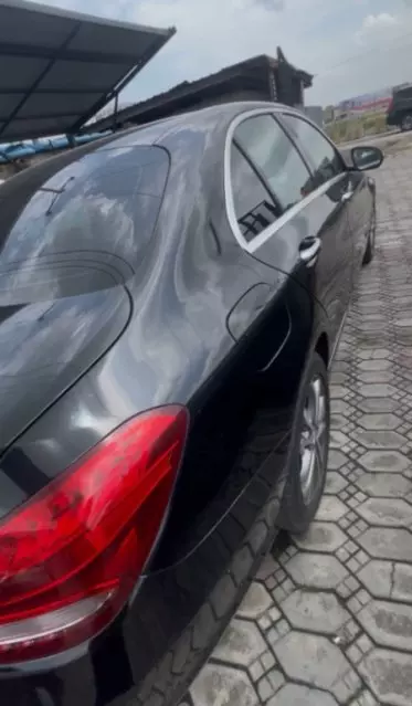 Mercedes-Benz C 300