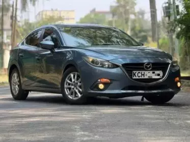 Mazda Axela 
