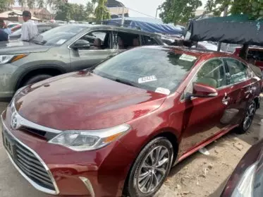 Toyota Avalon