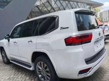 Toyota Landcruiser 300