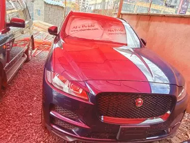 Jaguar F-Pace