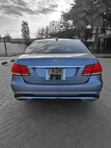 Mercedes-Benz E250