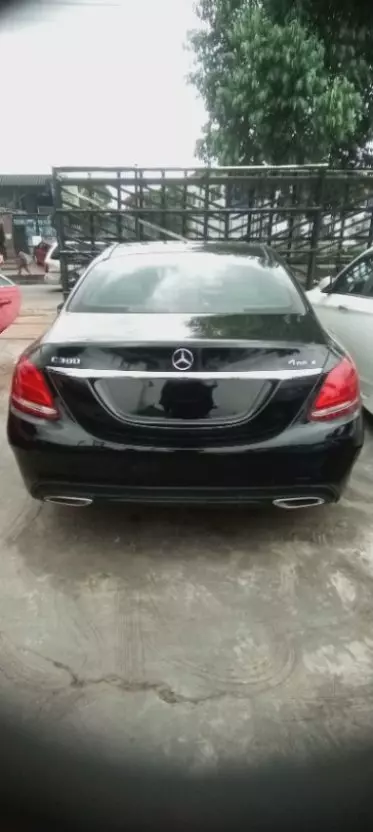 Mercedes-Benz C 300