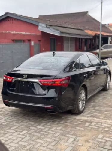 Toyota Avalon