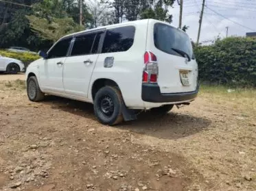 Toyota Succeed 