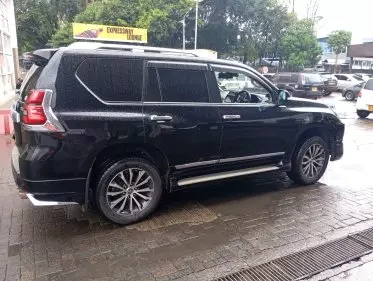 Toyota Landcruiser prado TX