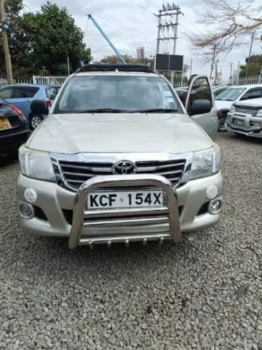 Toyota Hilux 