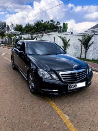 Mercedes-Benz E250