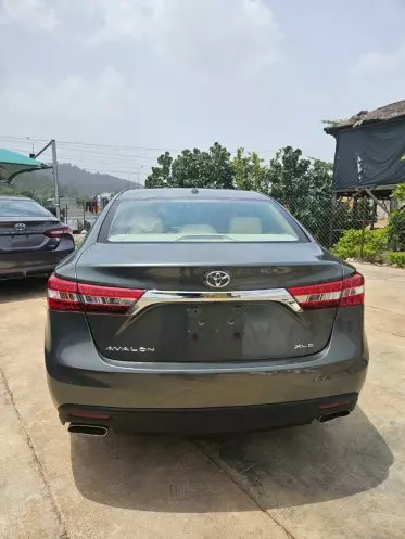 Toyota Avalon