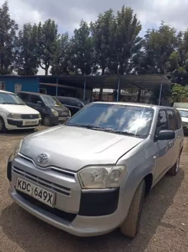 Toyota Succeed