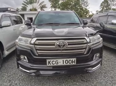 Toyota Landcruiser 300