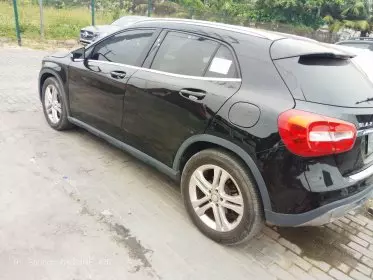 Mercedes-Benz GLA 250