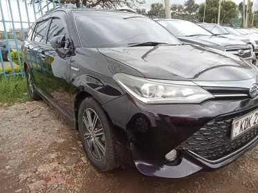 Toyota Fielder hybrid