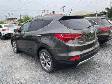 Hyundai Santa FE