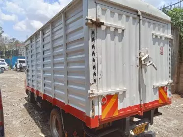 Mitsubishi Canter