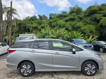 Honda Fit shuttle