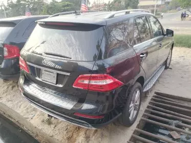Mercedes-Benz ML 350