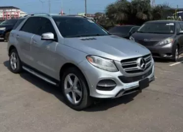 Mercedes-Benz GLE 350