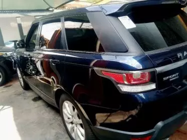 RANGE ROVER HSE LR4