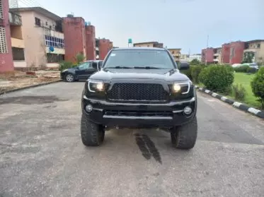 Toyota Tacoma