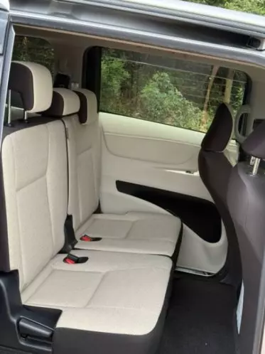 Toyota Sienta Hybrid