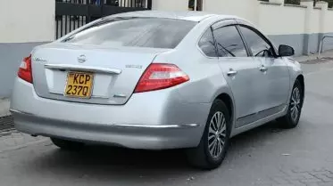 Nissan Teana