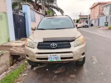Toyota RAV 4