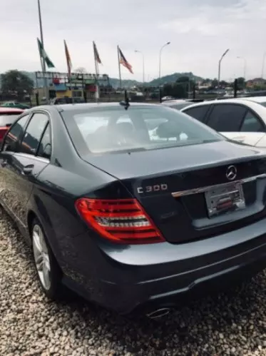 Mercedes-Benz C 300