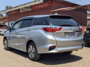 Honda Fit shuttle