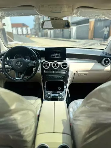 Mercedes-Benz GLC 300