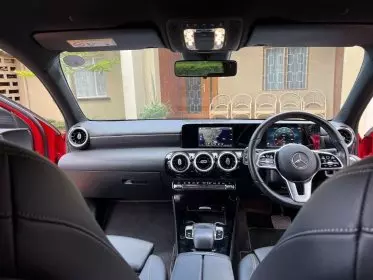 Mercedes-Benz A 180