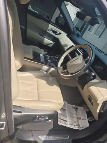 RANGE ROVER HSE LR4