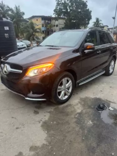 Mercedes-Benz ML 350