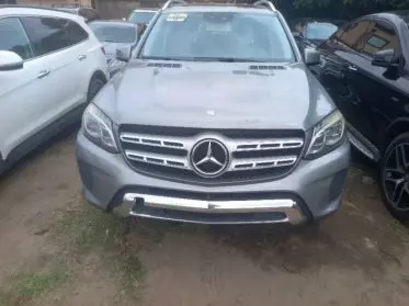 Mercedes-Benz GLS 450