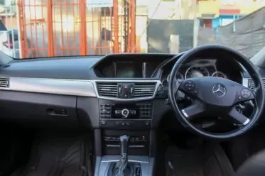 Mercedes-Benz E 250