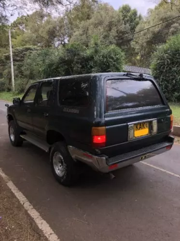 Toyota Hilux Surf 