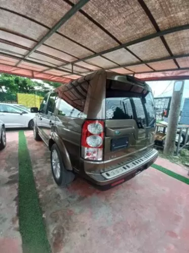 Land Rover LR 4