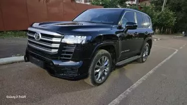 Toyota Landcruiser 300 GXR