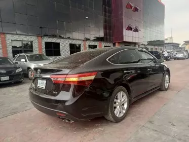 Toyota Avalon